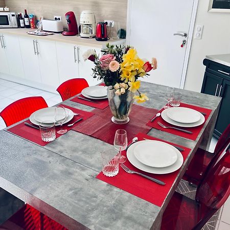 Le Manamour, Style Appart Hotel A 10 Min De Nevers Garchizy Esterno foto